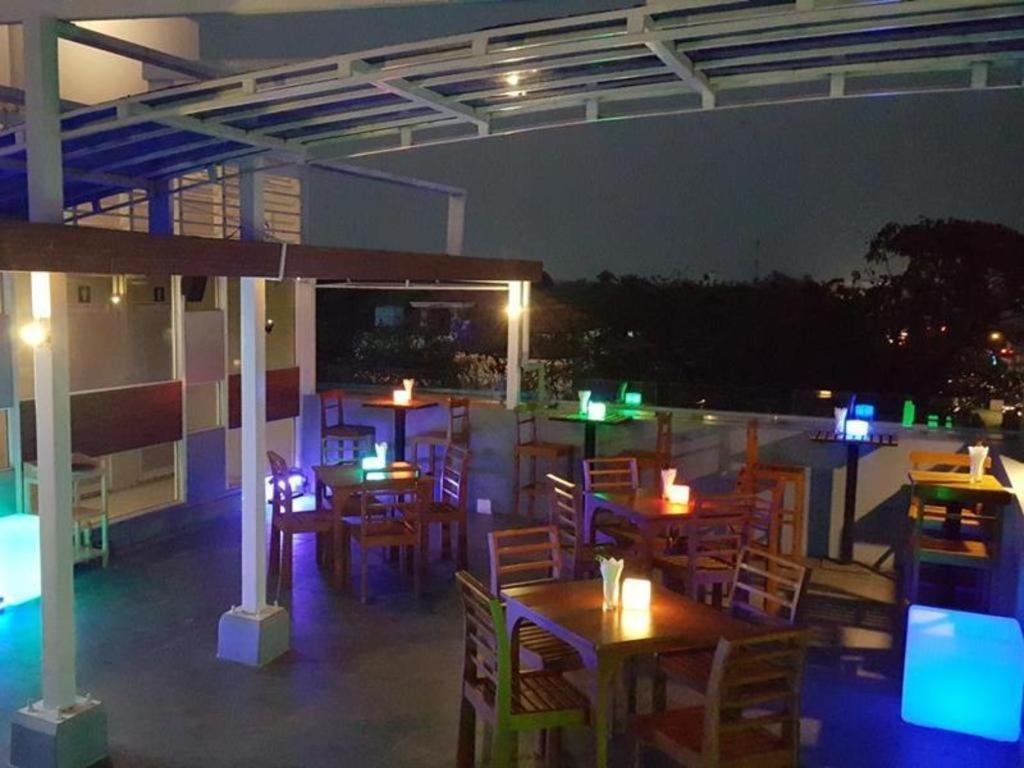 Asian Smile Hotel Янгон Экстерьер фото